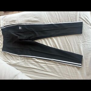 ADIDAS classic 3 stripe track pant. Size XS. Never worn, no tags